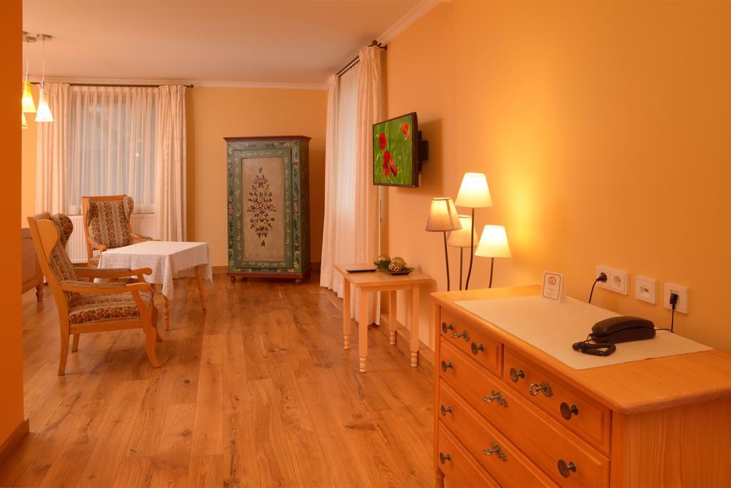 Landgasthof Haueis Marktleugast Номер фото