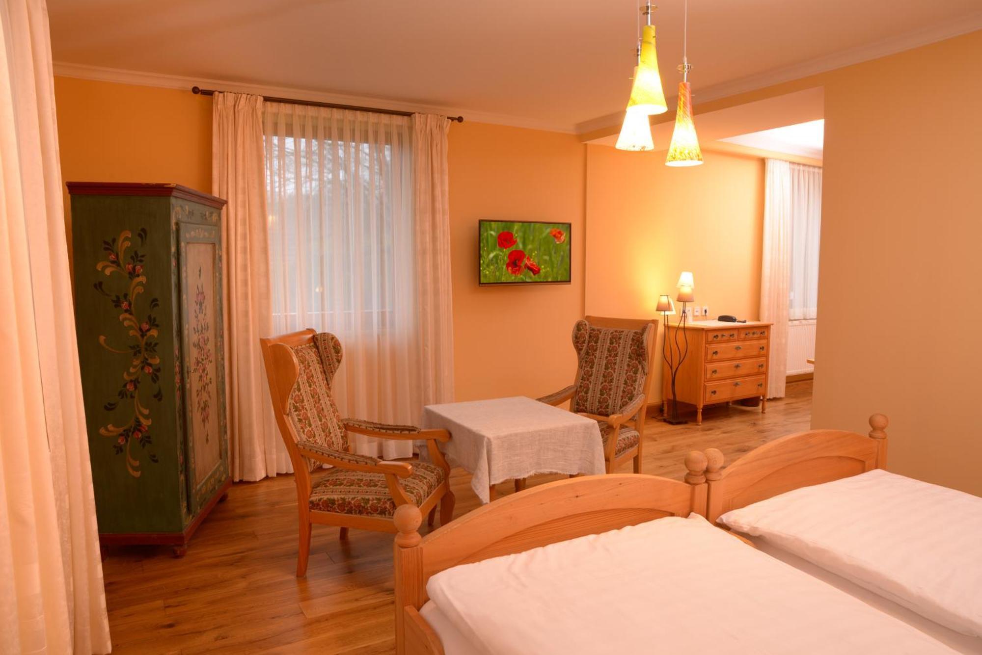 Landgasthof Haueis Marktleugast Экстерьер фото