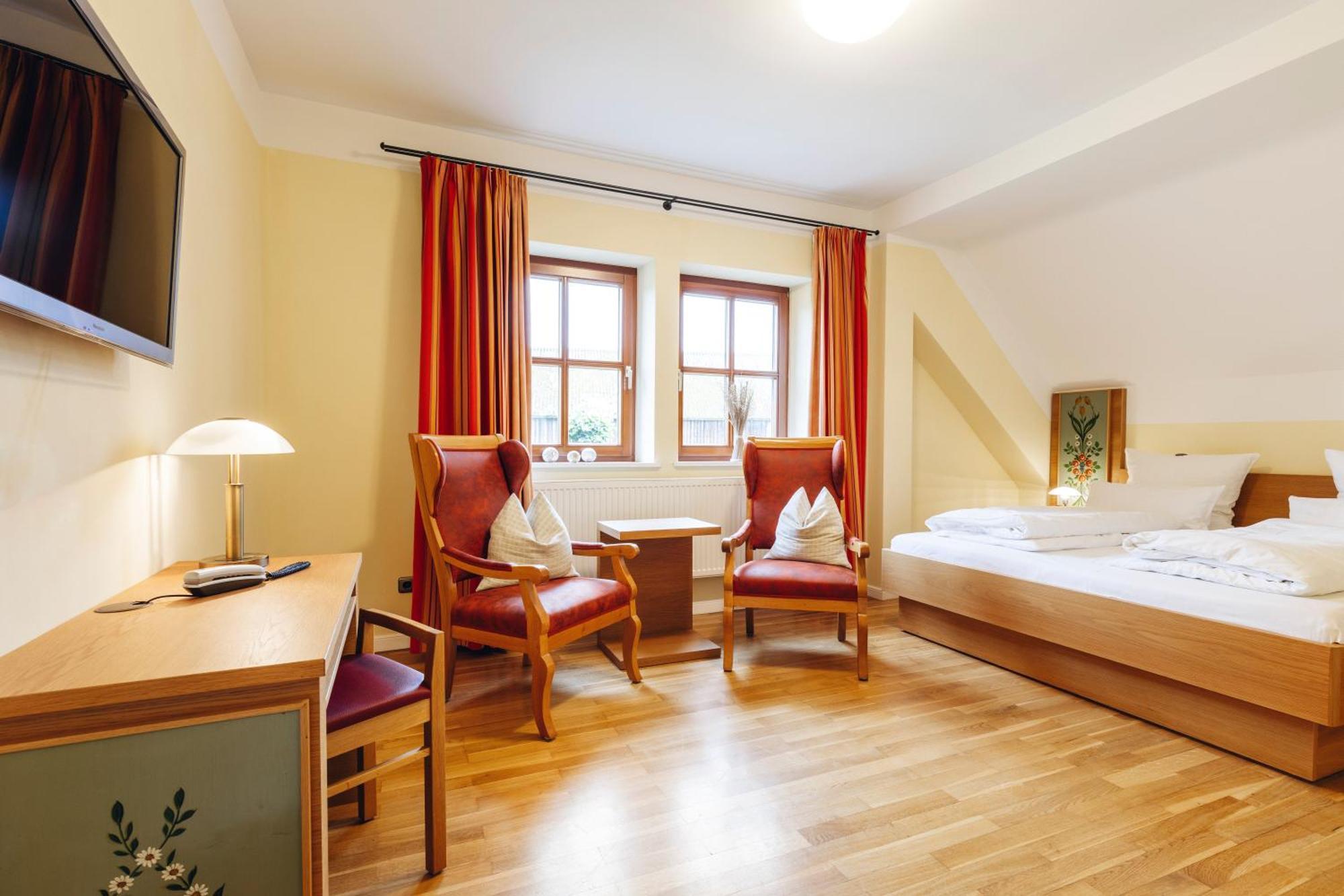 Landgasthof Haueis Marktleugast Экстерьер фото